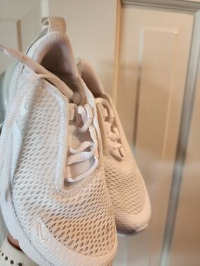 Nike Kids White Mesh Sneakers